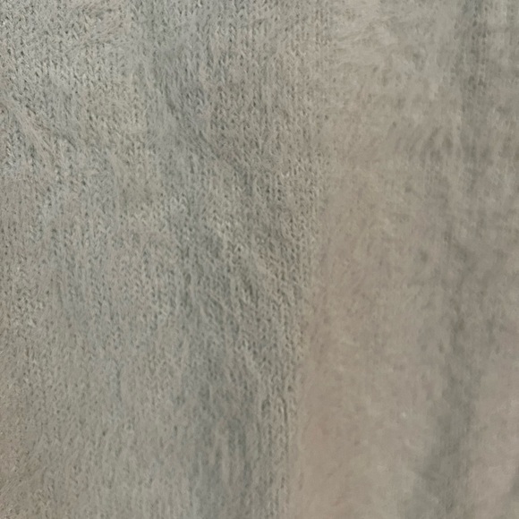 Victoria Secret Womens Green Fuzzy Long Sleeves Crop Pullover Sweater M NWT - Picture 7 of 10